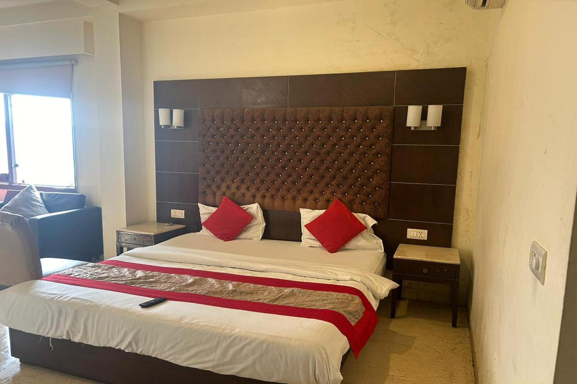The Metropolis Guest House Near Rk Ashram Metro Station نيودلهي المظهر الخارجي الصورة