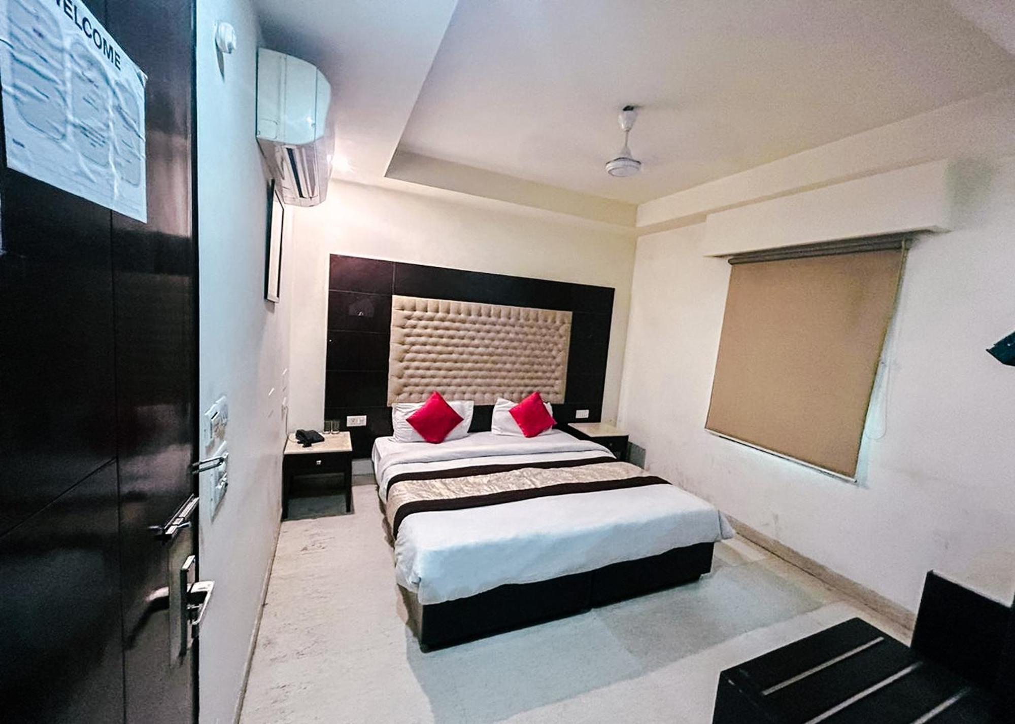 The Metropolis Guest House Near Rk Ashram Metro Station نيودلهي المظهر الخارجي الصورة