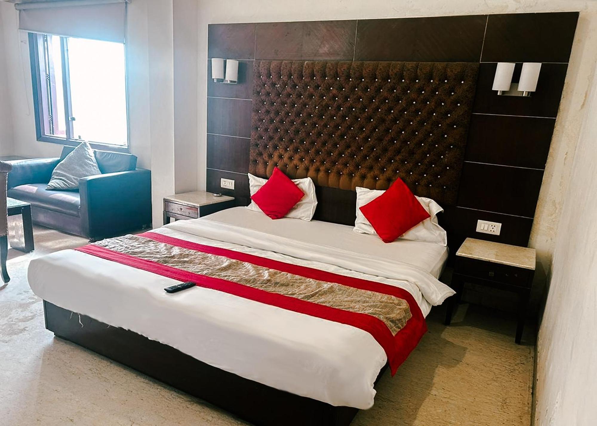 The Metropolis Guest House Near Rk Ashram Metro Station نيودلهي المظهر الخارجي الصورة