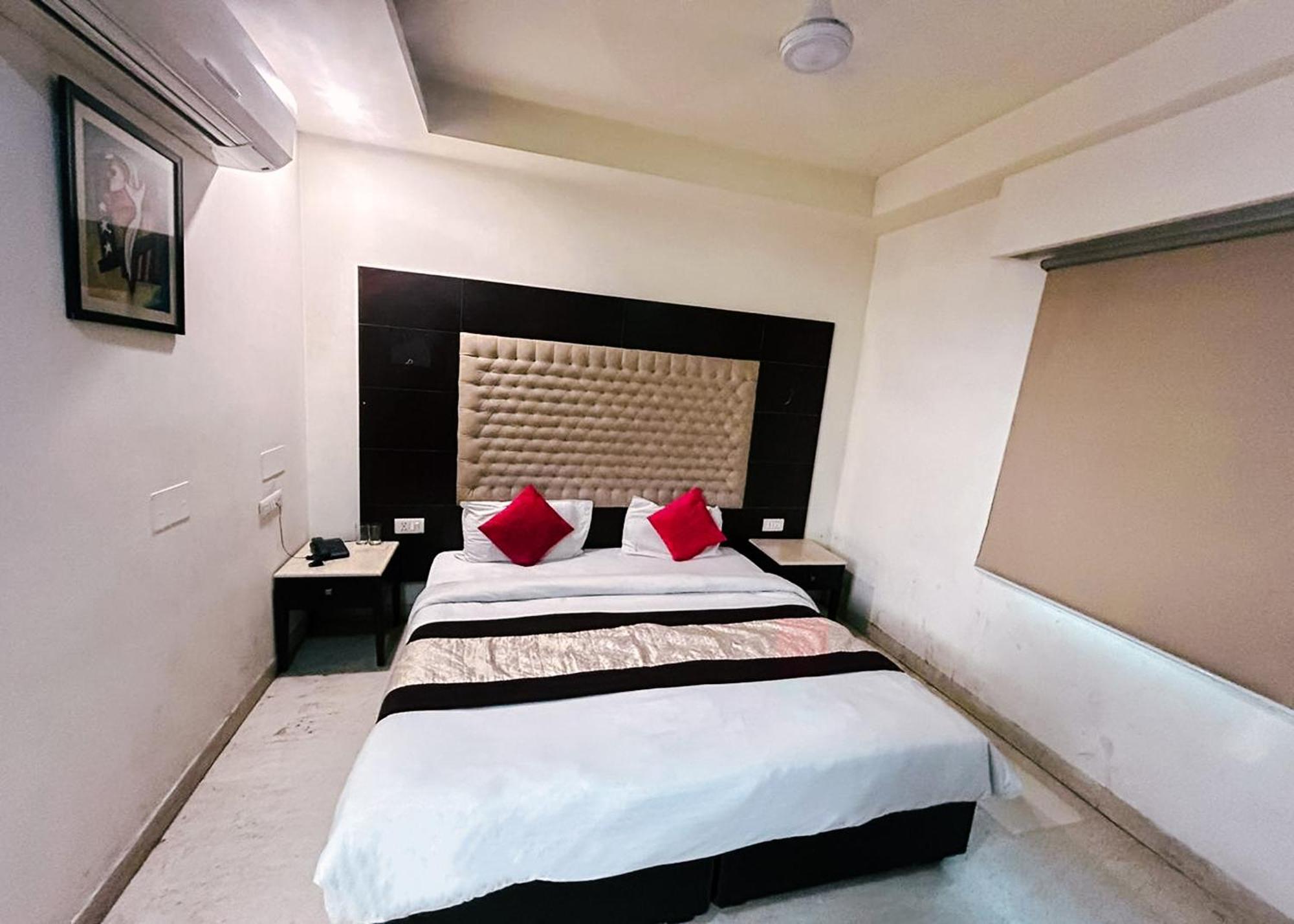 The Metropolis Guest House Near Rk Ashram Metro Station نيودلهي المظهر الخارجي الصورة
