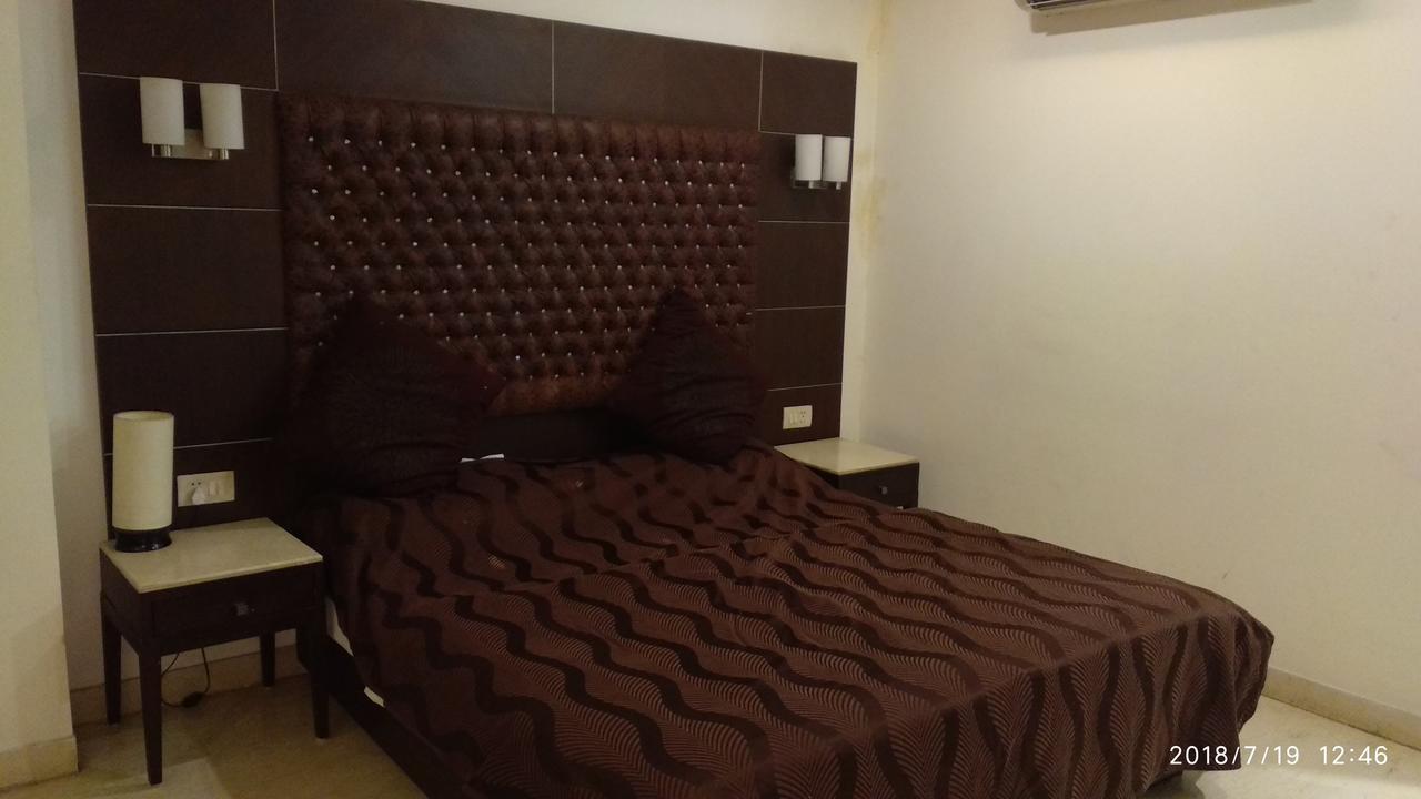 The Metropolis Guest House Near Rk Ashram Metro Station نيودلهي المظهر الخارجي الصورة