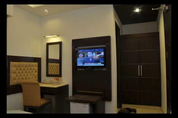 The Metropolis Guest House Near Rk Ashram Metro Station نيودلهي المظهر الخارجي الصورة